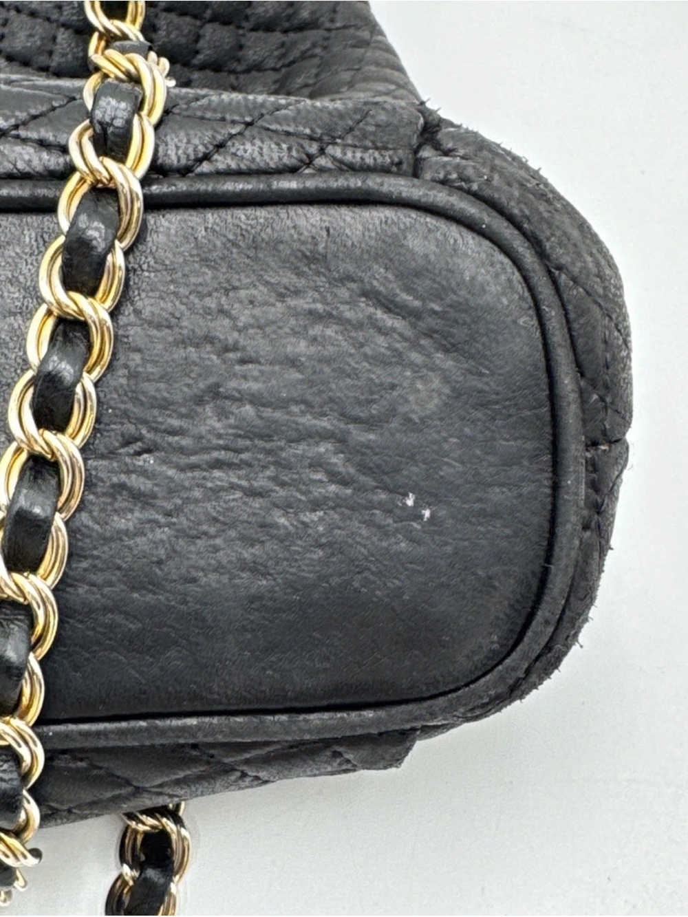 Bally Vintage Black Quilted Leather Shoulder Bag with Gold Chain/Accents EUC - Picture 16 of 16